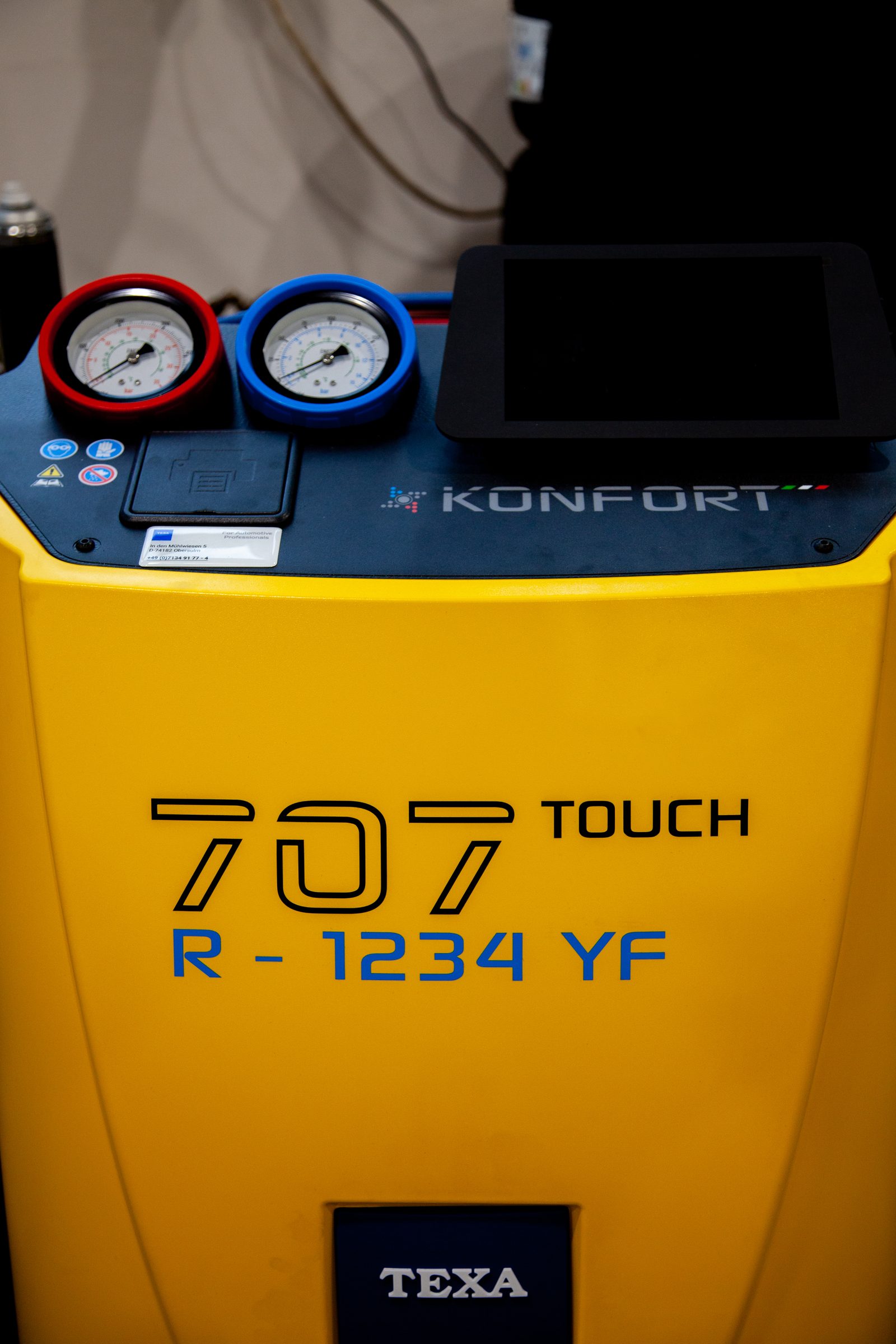 Klimaservice-Station für das Kältemittel R1234yf